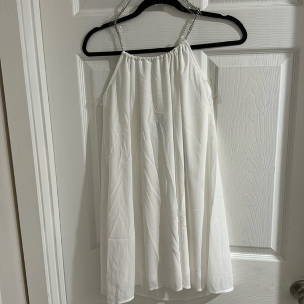 Very H white top size small